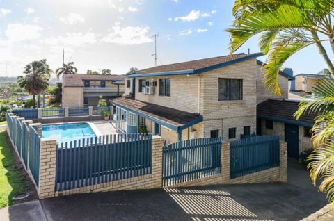 Gladstone Palms Motor Inn - Yamba Accommodation 2