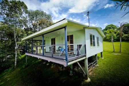 Glocca Morra Cottage - Yamba Accommodation 0