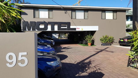 Gold Coast Airport Motel - Closest Privately Owned Accommodation To The GC Airport - Yamba Accommodation 0