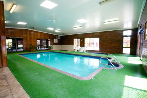 Golden Grain Motor Inn - Yamba Accommodation 2