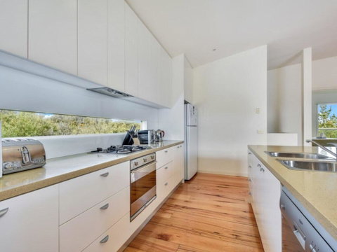 Golfers Paradise By The Beach - Yamba Accommodation 0