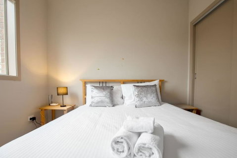 Gorgeous 4BR Home In Point Cook - Yamba Accommodation 2