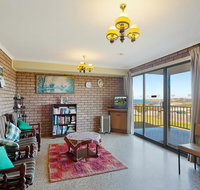 Grandview Apartment - Ocean Views - Yamba Accommodation