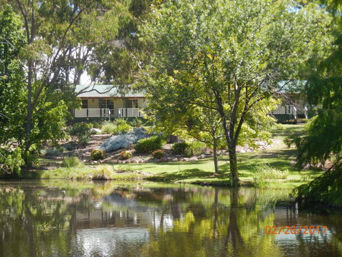 Granite Gardens Cottages & Lake Retreat - Yamba Accommodation 0
