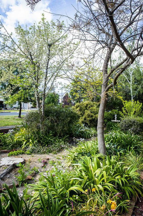Grenfell Hall - Yamba Accommodation 3