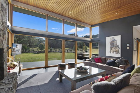 Grey Mare Chalet - Yamba Accommodation 2