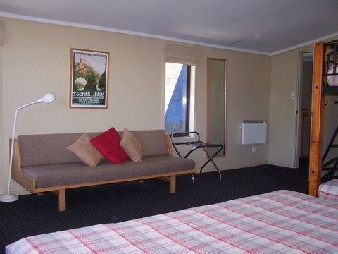 Guthega Inn - Yamba Accommodation 2