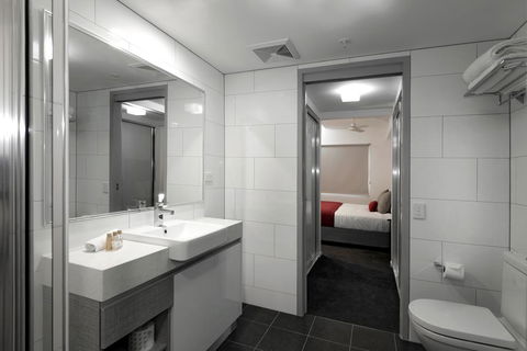 H On Mitchell Apartment Hotel - Yamba Accommodation 2