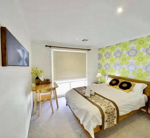 Halen's Hourse - Yamba Accommodation 0