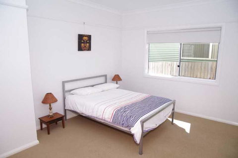Hampstead, 32 Main Street - Yamba Accommodation 2