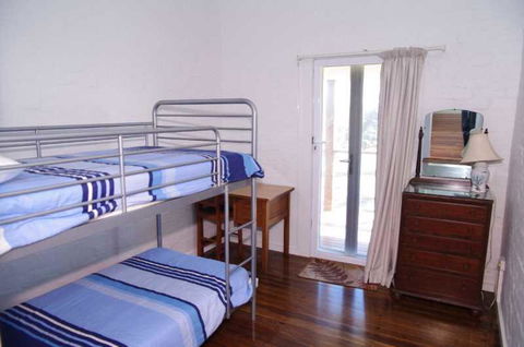 Hampstead, 32 Main Street - Yamba Accommodation 1