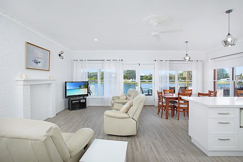 Harbour Lights - Yamba Accommodation 3