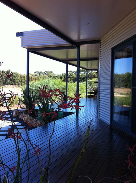 Hartzell One Seven - Yamba Accommodation 3