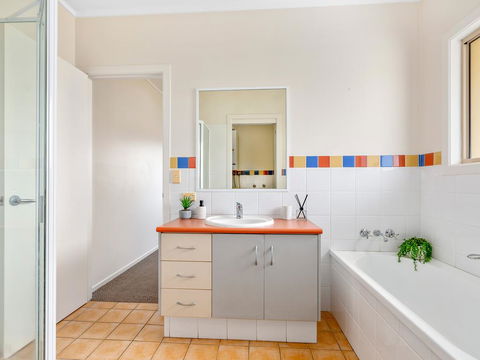 Hastings Cove Apartments - Tweed Coast Holidays - Yamba Accommodation 2
