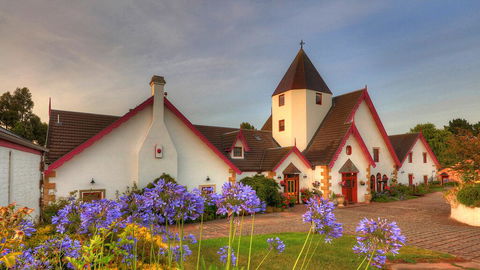 Hatchers Richmond Manor - Yamba Accommodation 0