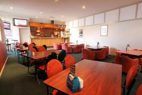 Heemskirk Motor Hotel - Yamba Accommodation 0