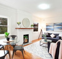 Heritage Home Metres from Manly Beaches and Dining - Yamba Accommodation