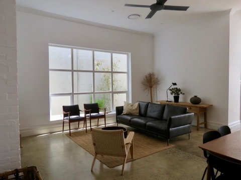 Heritage Luxury 3BR Cottage On Halifax - Yamba Accommodation 2