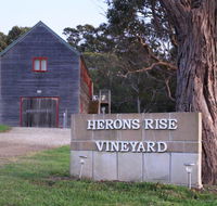 Herons Rise Vineyard Accommodation - Yamba Accommodation