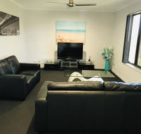Hervey Bay Holiday Home - Yamba Accommodation