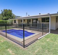 Hibiscus Holiday Home - Yamba Accommodation