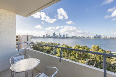 High Tor Apartment 104 - Yamba Accommodation 3