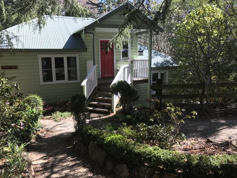 Highland Cottage - Yamba Accommodation 1