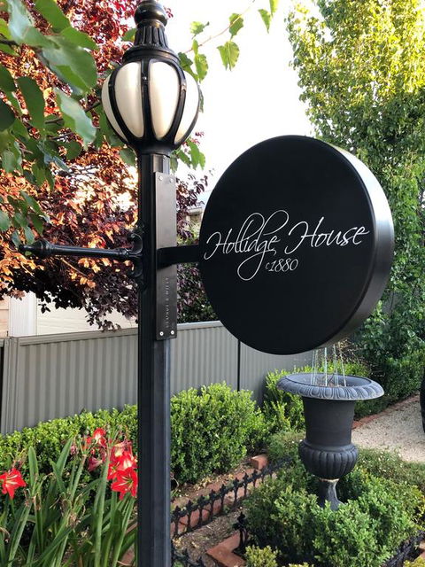 Hollidge House 5 Star Luxury Apartments - Yamba Accommodation 1