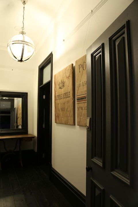 Hollidge House 5 Star Luxury Apartments - Yamba Accommodation 3