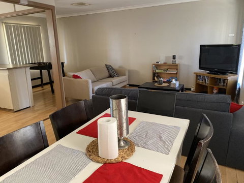 Home Away From Home - Yamba Accommodation 1
