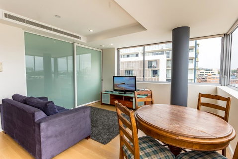 Honeysuckle Executive Suites - Yamba Accommodation 2