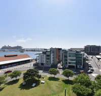 Honeysuckle Haven - harbour facing  walk to restaurants - Yamba Accommodation
