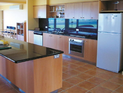 Horizons Beachfront Apartment - Yamba Accommodation 2