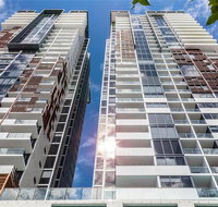 Hostrelax Residences On Merivale Street - Yamba Accommodation