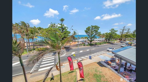Island Vista - Yamba Accommodation 2