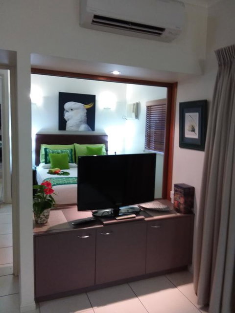 Jackies City Central Apartment - Yamba Accommodation 2