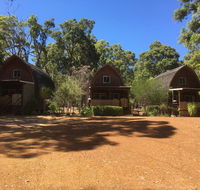 Jarrah Glen Cabins - Yamba Accommodation