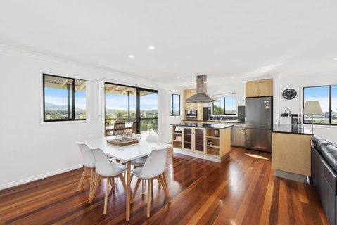 Jetty Escape - Yamba Accommodation 2