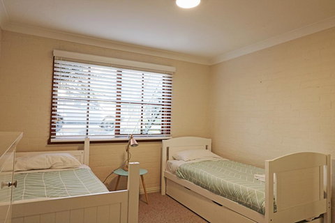 Jodi's Beach Retreat Eden - Yamba Accommodation 2