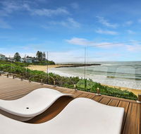 JoeAnne at Blue Bay Absolute Beachfront - Yamba Accommodation