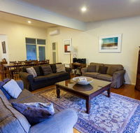 Jordan House - Yamba Accommodation