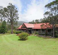 Kangaroo Valley House - Contemporary luxury - Yamba Accommodation