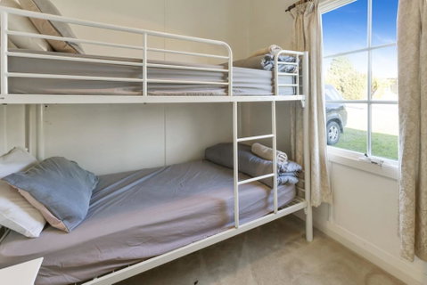 Katisha Cottage - Pet Friendly And Close To Town - Yamba Accommodation 1