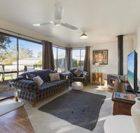 Katisha Cottage - pet friendly and close to town - Yamba Accommodation