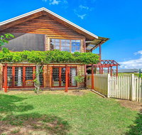 Kayenta - Yamba Accommodation