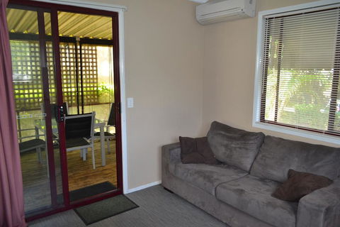 Kedron Cottages - Yamba Accommodation 2