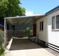 Kenny's Cabin - Yamba Accommodation