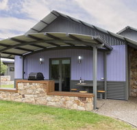 Kickenback Studio - Contemporary accommodation in the heart of Crackenback - Yamba Accommodation