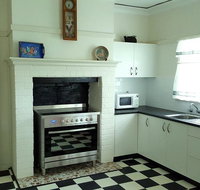 King Cottage - Yamba Accommodation