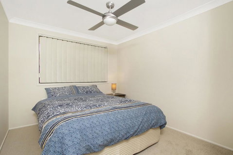 KINGSCLIFF HOLIDAY HOME ON THE HILL - SYD'S VIEW - Yamba Accommodation 2
